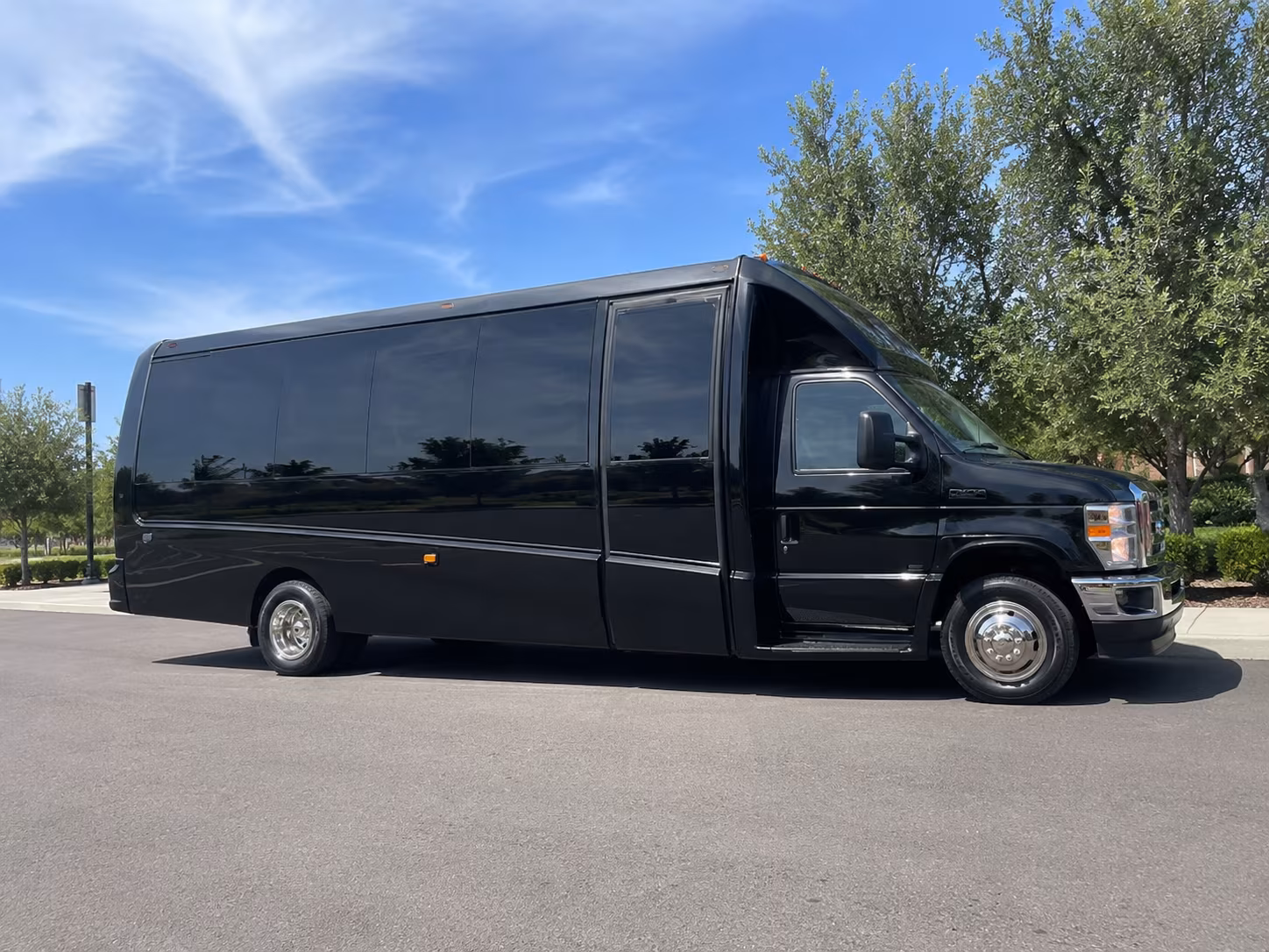charter buses to mississippi coliseum shows and arena events