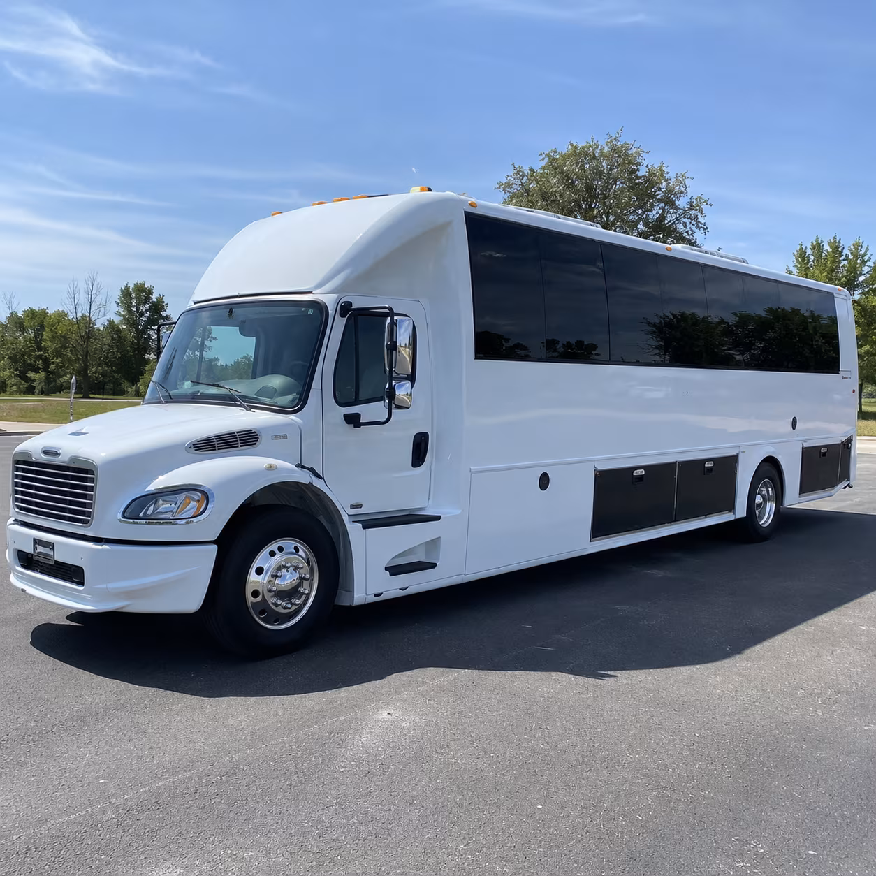 jackson 40 passenger party bus
