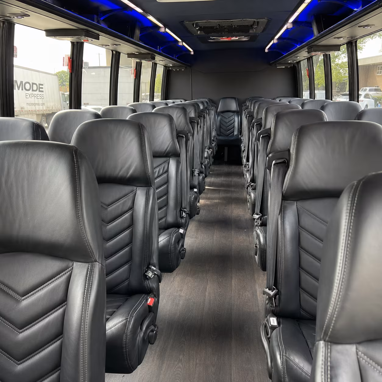natchez trace winery tour buses from jackson