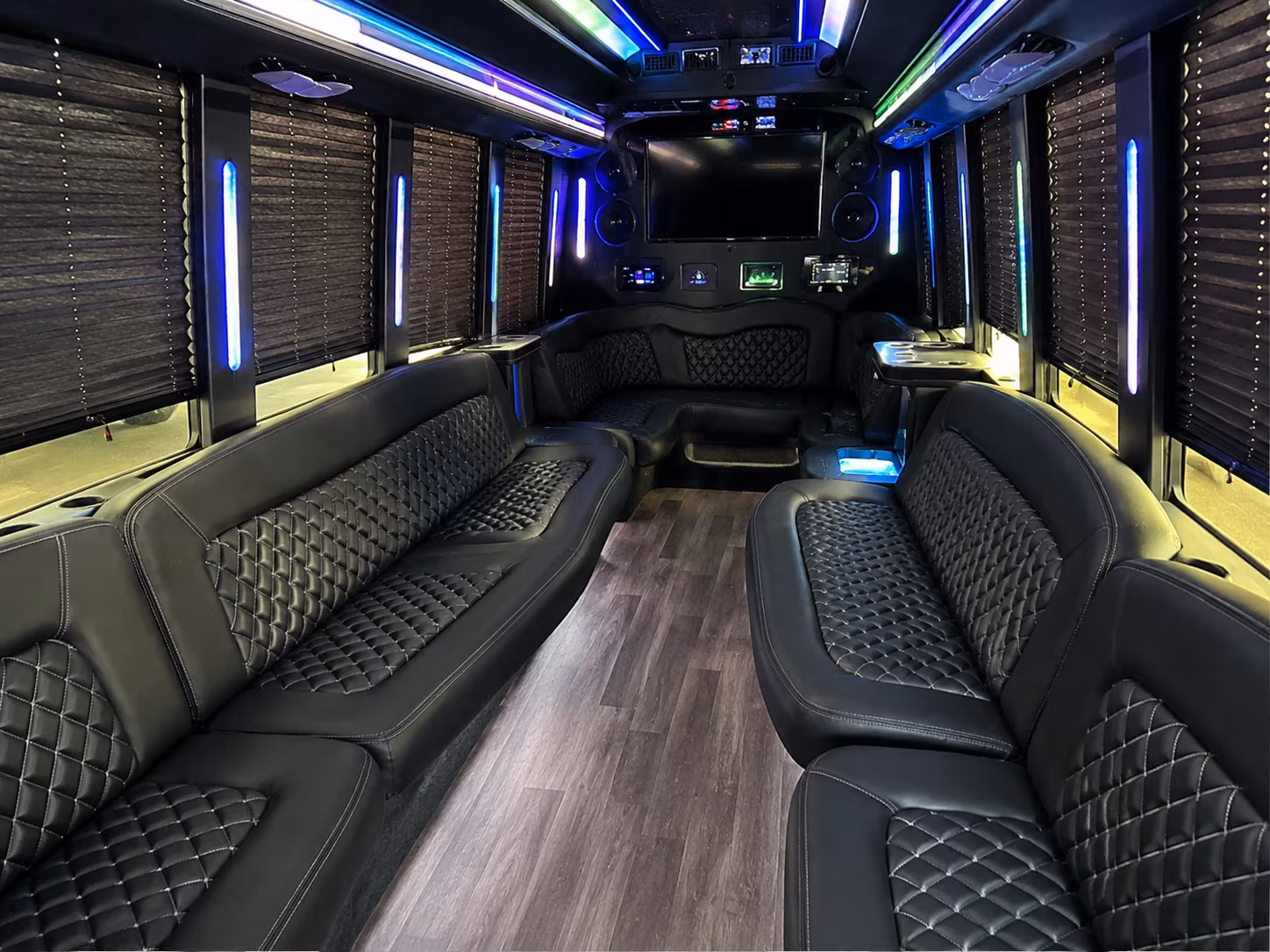 rent a party bus in jackson for pre prom dinner and the full night out
