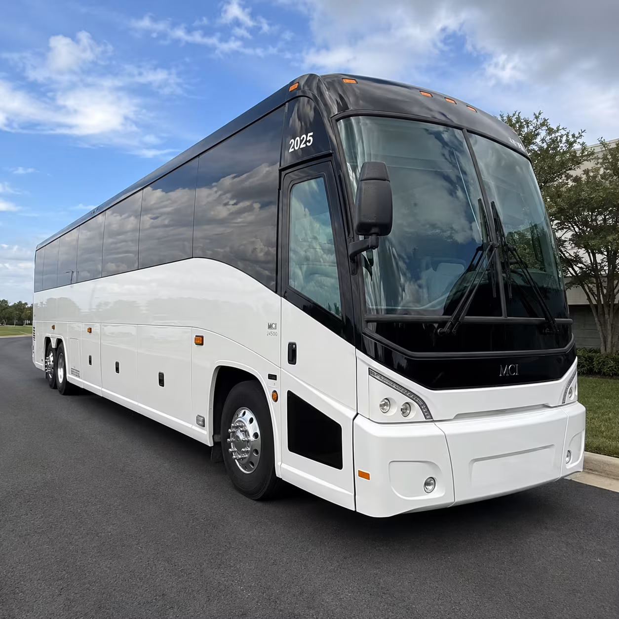 shuttle buses for jackson s government and state agency employees